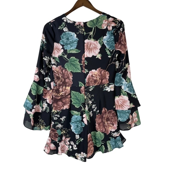 Bardot Pants - Bardot Amelia Black Floral Ruffle Bell Sleeve Playsuit Romper Size 4‎ XS
